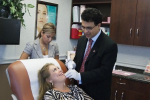 Top San Antonio Boerne Dermatologist Injects Botox